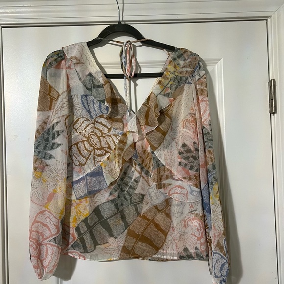 NWT WHBM Long Sleeve V-Neck Ruffle Front Blouse - Picture 5 of 6